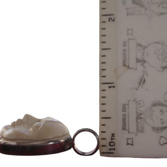 Vintage 925 Sterling Silver Carved Moon Face Cameo Pendant Charm Round Celestial - Picture 11 of 11